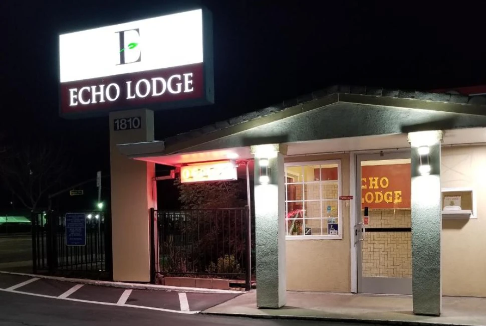 Echo Lodge - Your Ideal West Sacramento Stay
