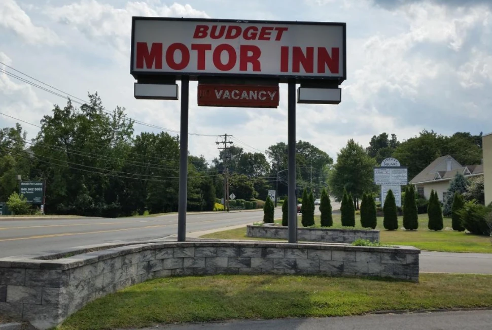 Exceptional Value and Comfort Await You at Budget Motor Inn - Stony Point